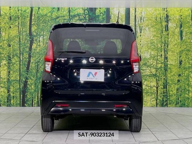 Nissan DAYZ 2022-03 244213-15