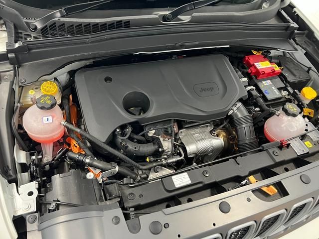 Jeep RENEGADE 2022-06 24387-16