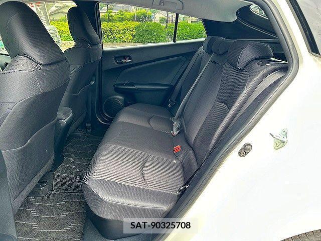 Toyota PRIUS 2016-12 282760-12
