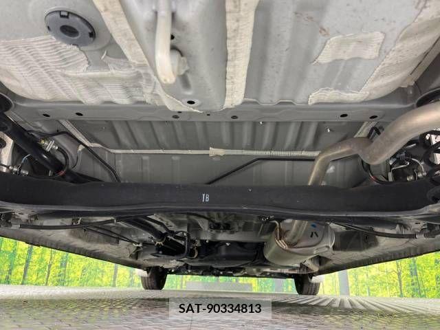 Honda N BOX 2019-03 215106-19