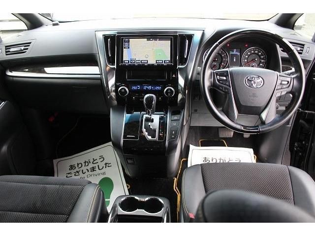 Toyota VELLFIRE 2017-07 183651-14