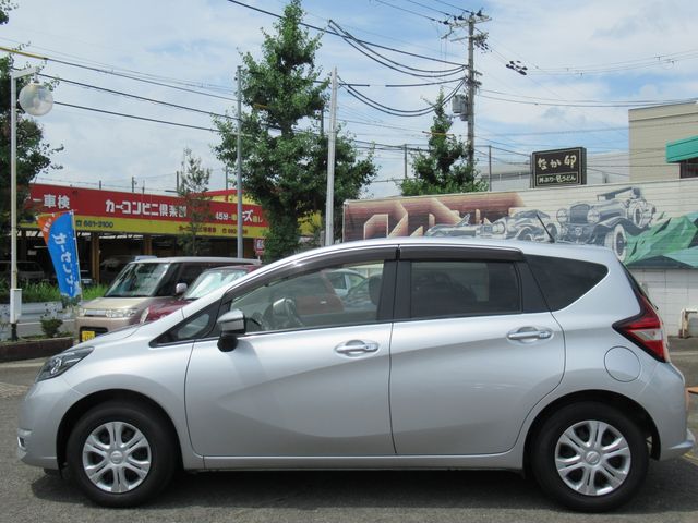 Nissan NOTE 2017-04 8066-1