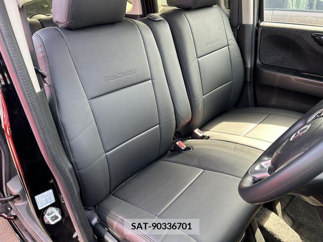 Honda N BOX CUSTOM 2017-01 306706-22