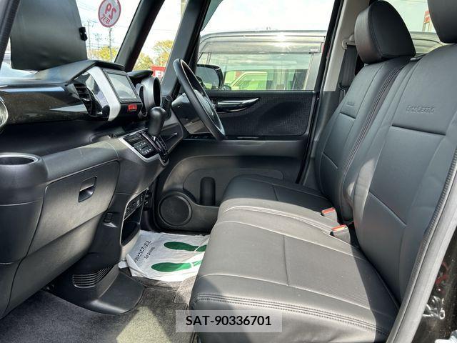 Honda N BOX CUSTOM 2017-01 306706-21