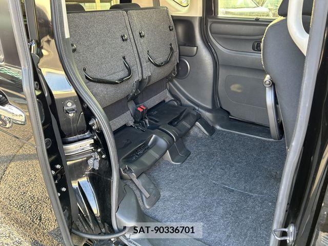 Honda N BOX CUSTOM 2017-01 306706-27