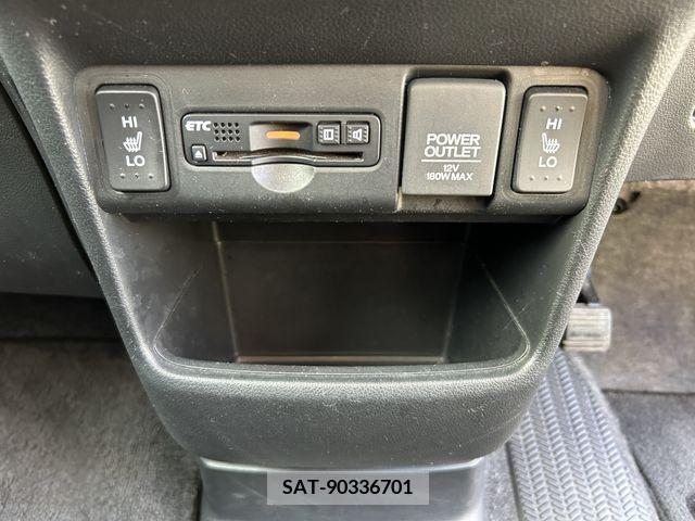 Honda N BOX CUSTOM 2017-01 306706-17