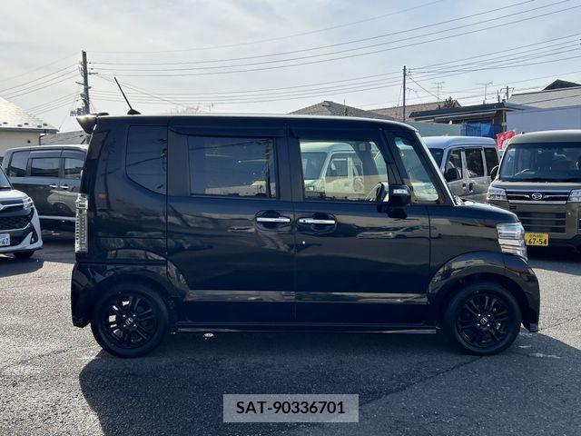 Honda N BOX CUSTOM 2017-01 306706-6