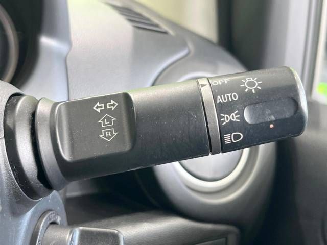 Mazda DEMIO 2011-07 194433-4