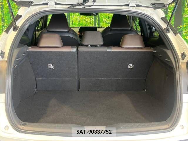 Toyota C-HR 2017-10 323016-10