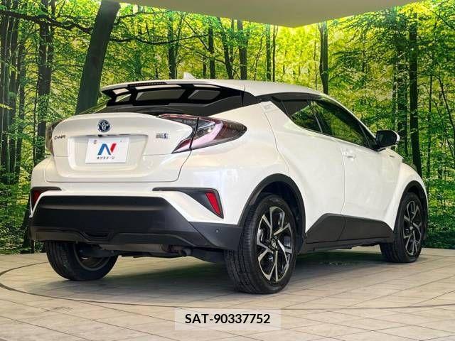 Toyota C-HR 2017-10 323016-17