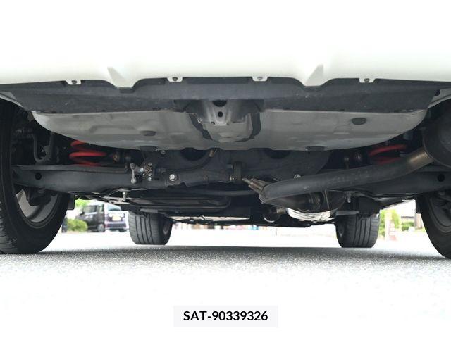Toyota HARRIER 2015-06 336069-6