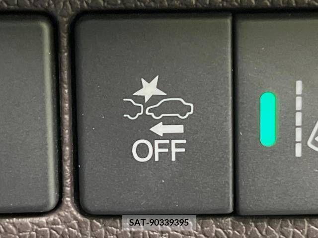 Honda FREED 2018-04 360525-3