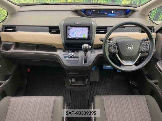 Honda FREED 2018-04 360525-1