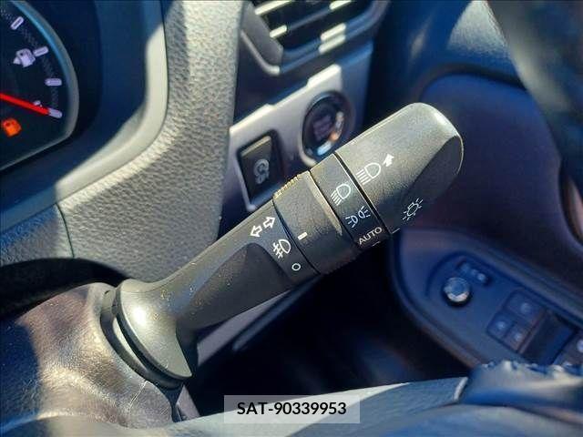Toyota VOXY 2016-03 370325-20