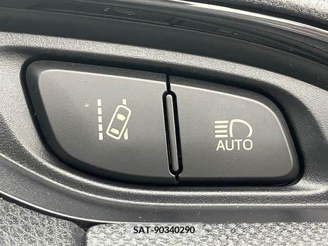 Toyota VITZ 2017-01 220599-4