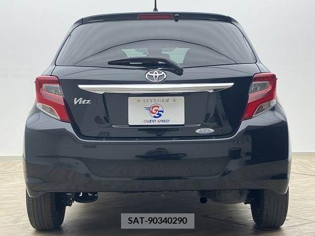 Toyota VITZ 2017-01 220599-17