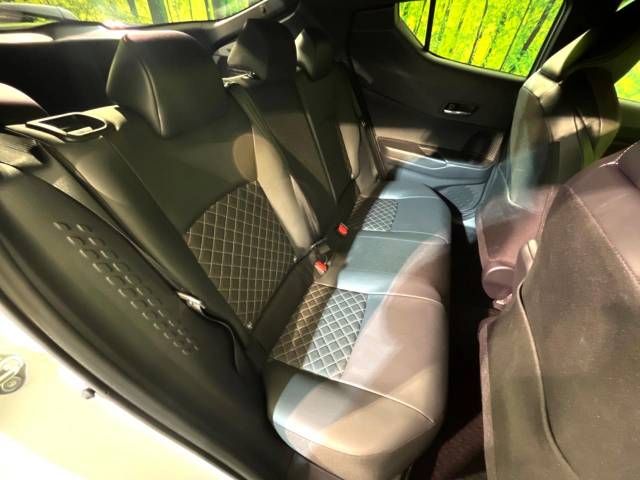 Toyota C-HR 2023-06 17541-9