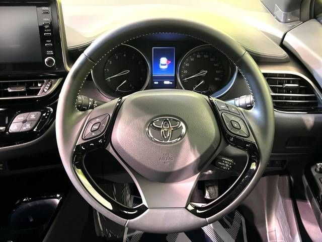 Toyota C-HR 2023-06 17541-11