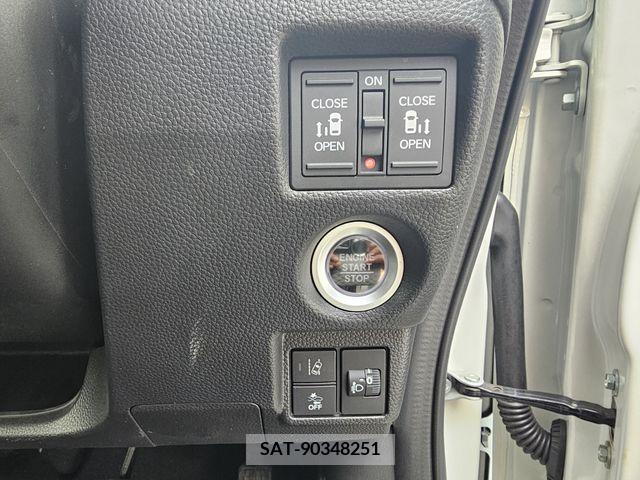 Honda N BOX CUSTOM 2022-01 365002-9