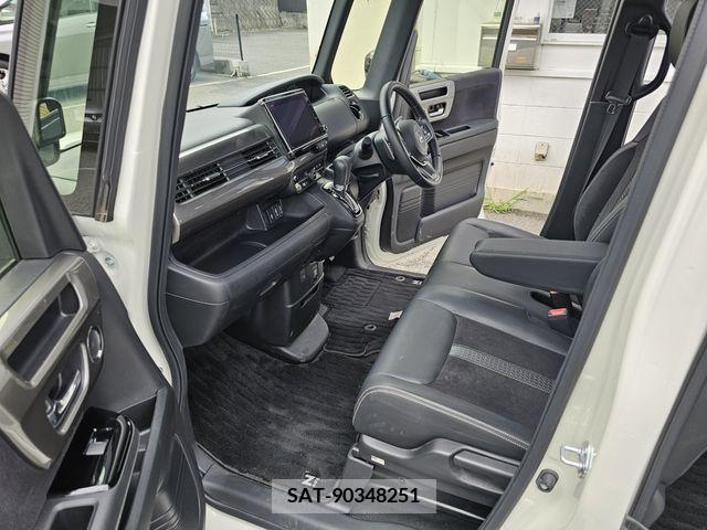 Honda N BOX CUSTOM 2022-01 365002-8