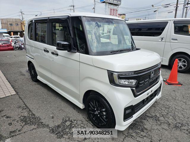 Honda N BOX CUSTOM 2022-01 365002-0
