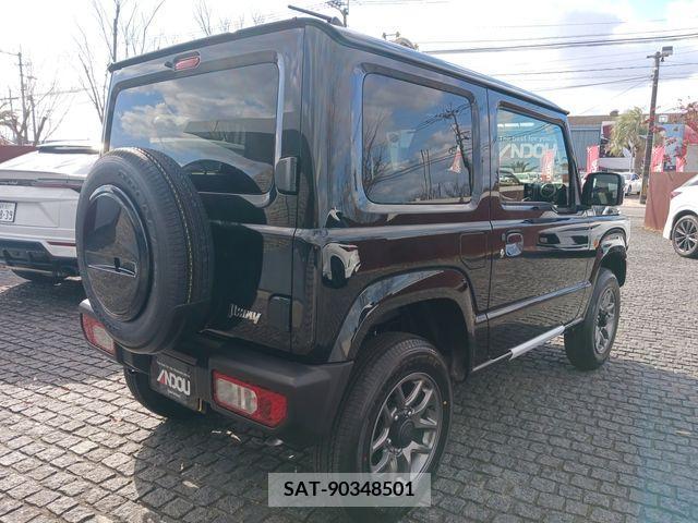 Suzuki JIMNY 2023-11 207419-6
