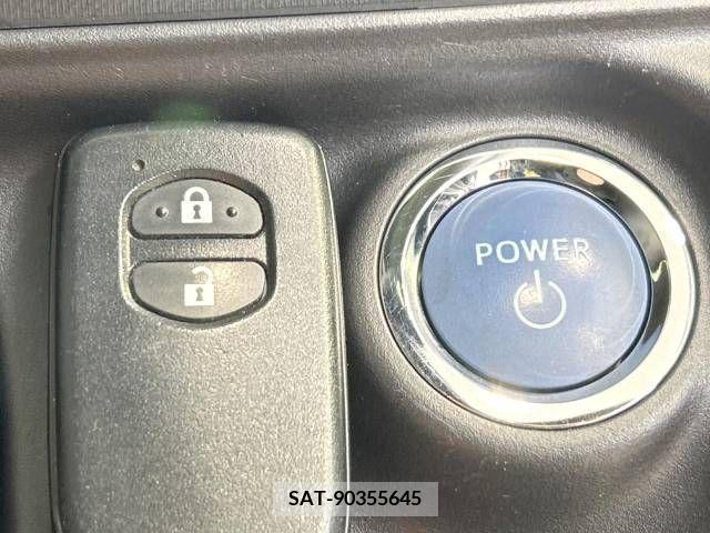 Toyota AQUA 2015-06 260650-5