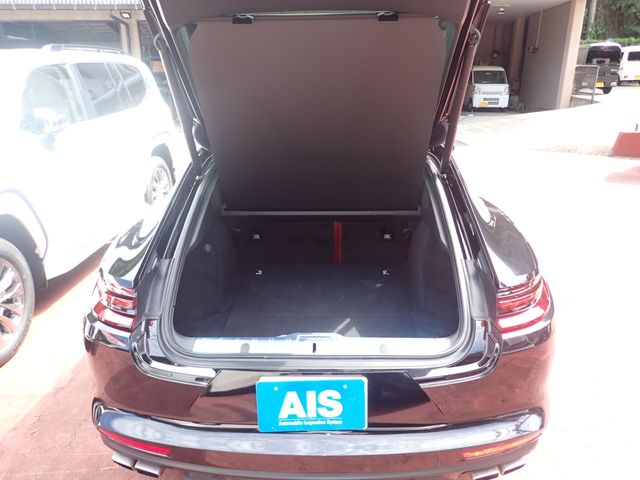 Porsche PANAMERA 2019-04 5925-19
