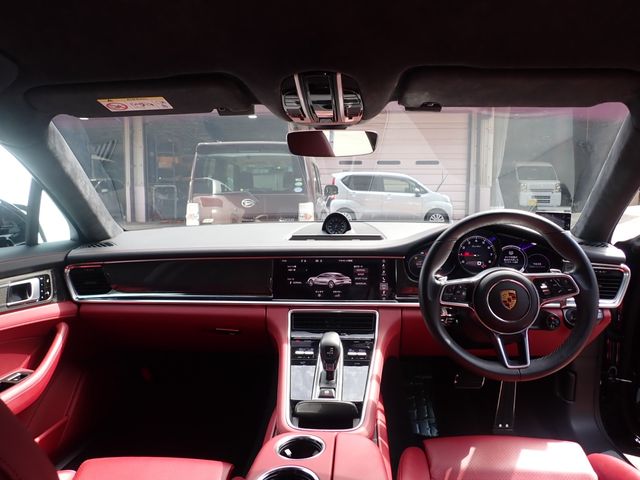 Porsche PANAMERA 2019-04 5925-1