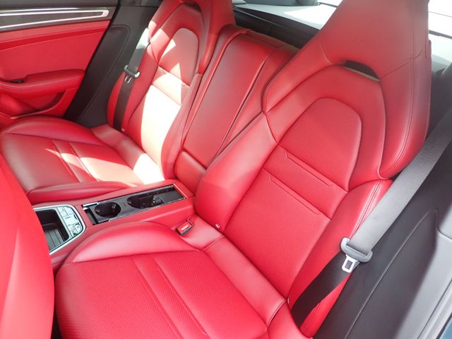 Porsche PANAMERA 2019-04 5925-7