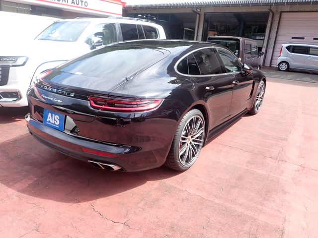 Porsche PANAMERA 2019-04 5925-2