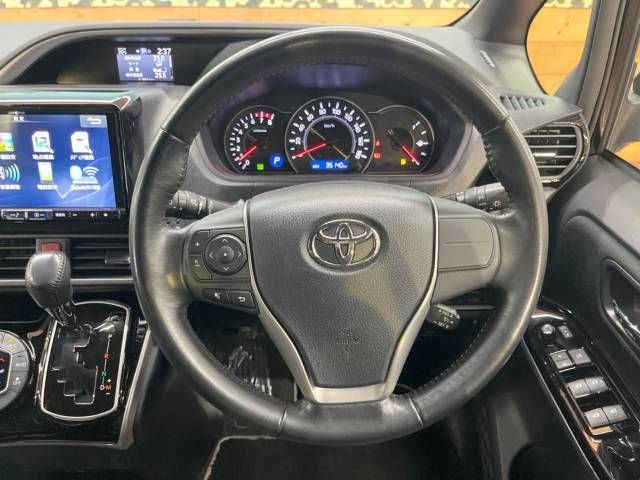 Toyota VOXY 2019-01 20920-11