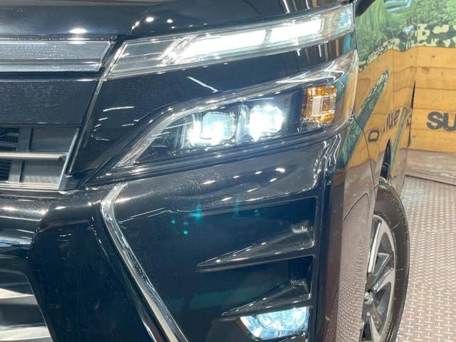 Toyota VOXY 2019-01 20920-12