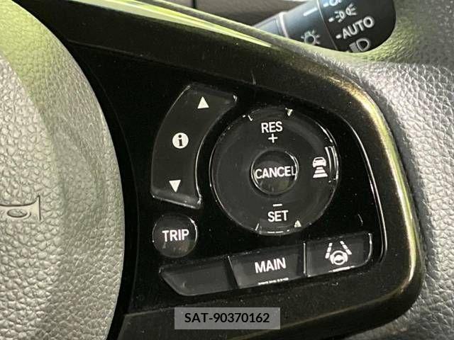 Honda N BOX 2018-06 280664-5