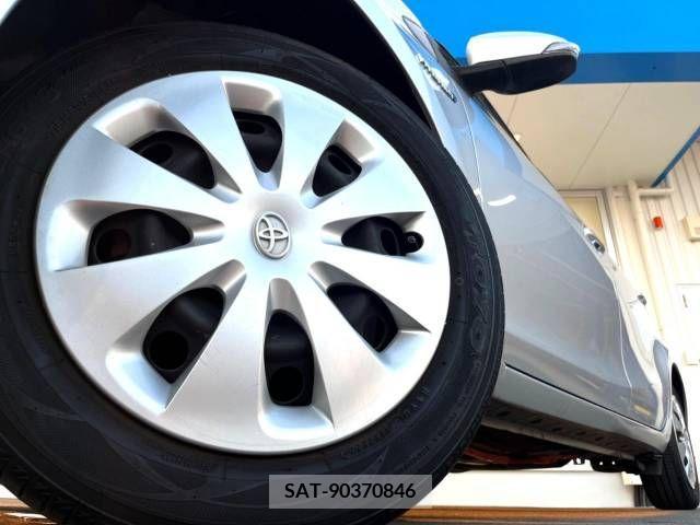 Toyota AQUA 2014-10 356349-13