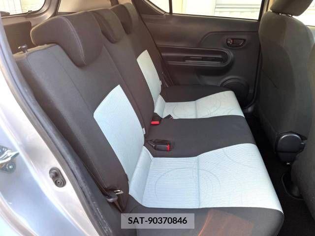 Toyota AQUA 2014-10 356349-9