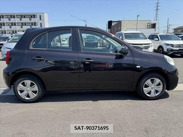 Nissan MARCH 2013-10 233959-9