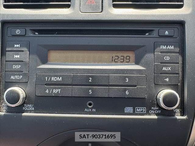 Nissan MARCH 2013-10 233959-3