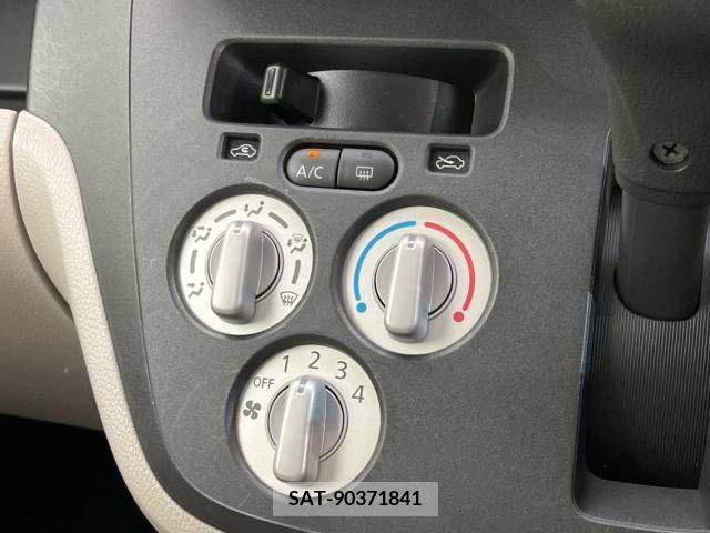 Nissan ROOX 2017-05 323832-6