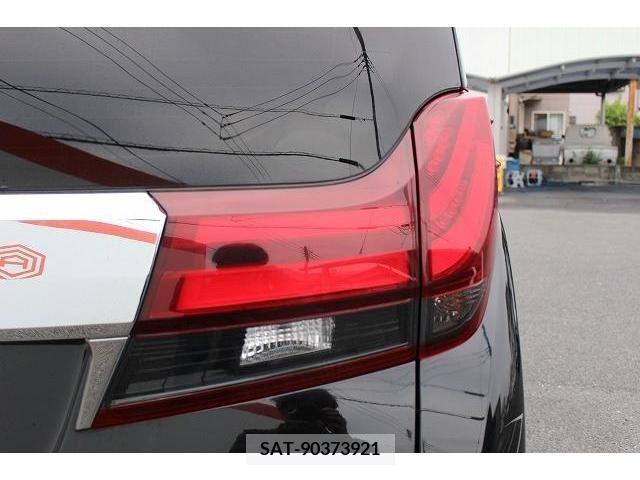 Toyota ALPHARD 2015-04 299276-11
