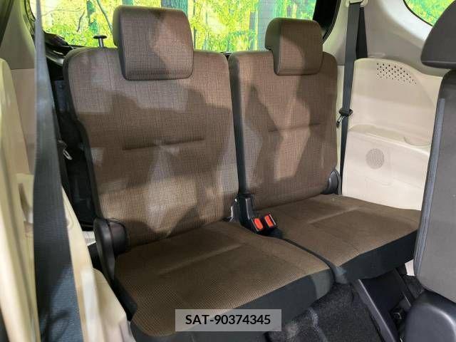 Toyota SIENTA 2015-12 298404-9