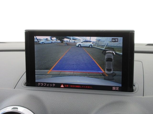 Audi A3 SEDAN 2015-07 180844-11