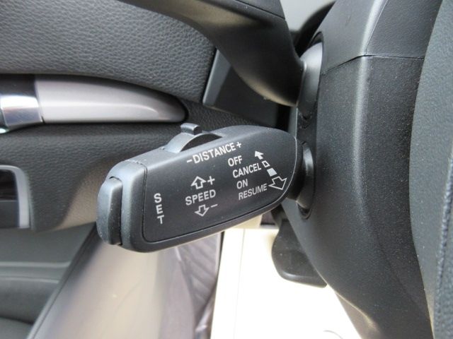 Audi A3 SEDAN 2015-07 180844-12