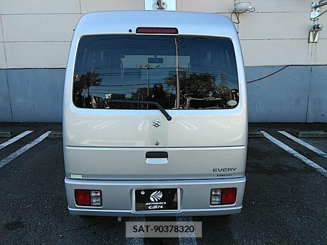 Suzuki EVERY 2010-09 359936-4