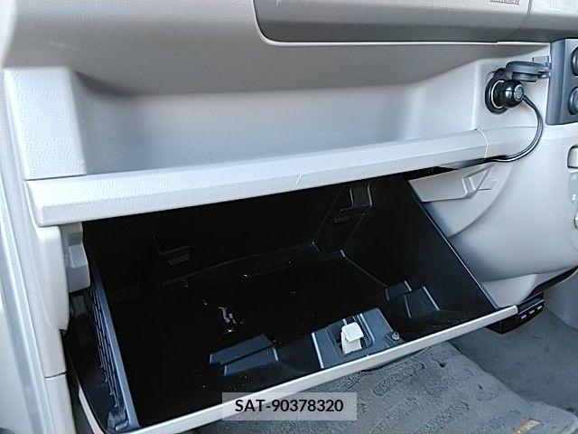 Suzuki EVERY 2010-09 359936-22