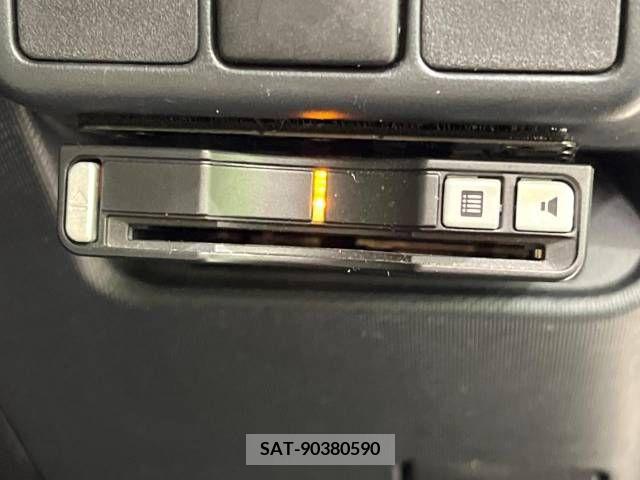 Toyota AQUA 2012-01 260655-5