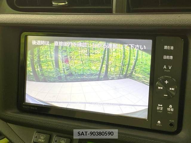 Toyota AQUA 2012-01 260655-3