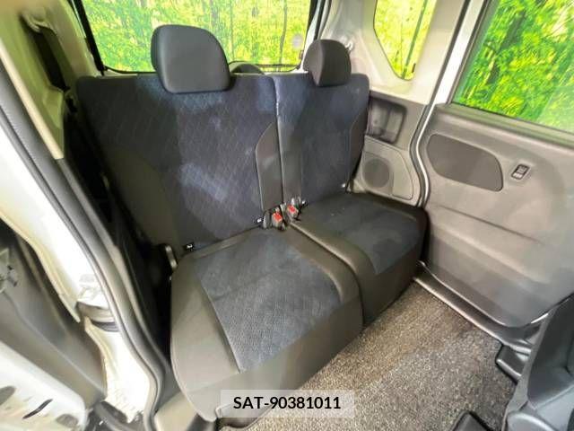 Nissan ROOX 2022-06 393752-9
