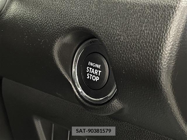 Suzuki SWIFT 2022-11 349932-27