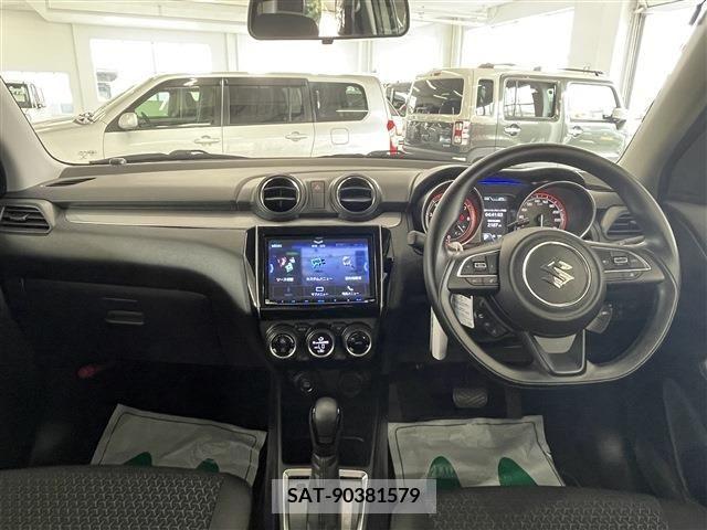 Suzuki SWIFT 2022-11 349932-11
